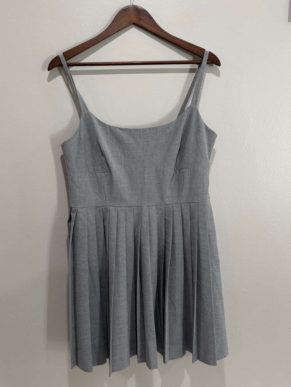 Sunday Best Aritzia Gray Pleated Spaghetti-Strap Mini Dress
